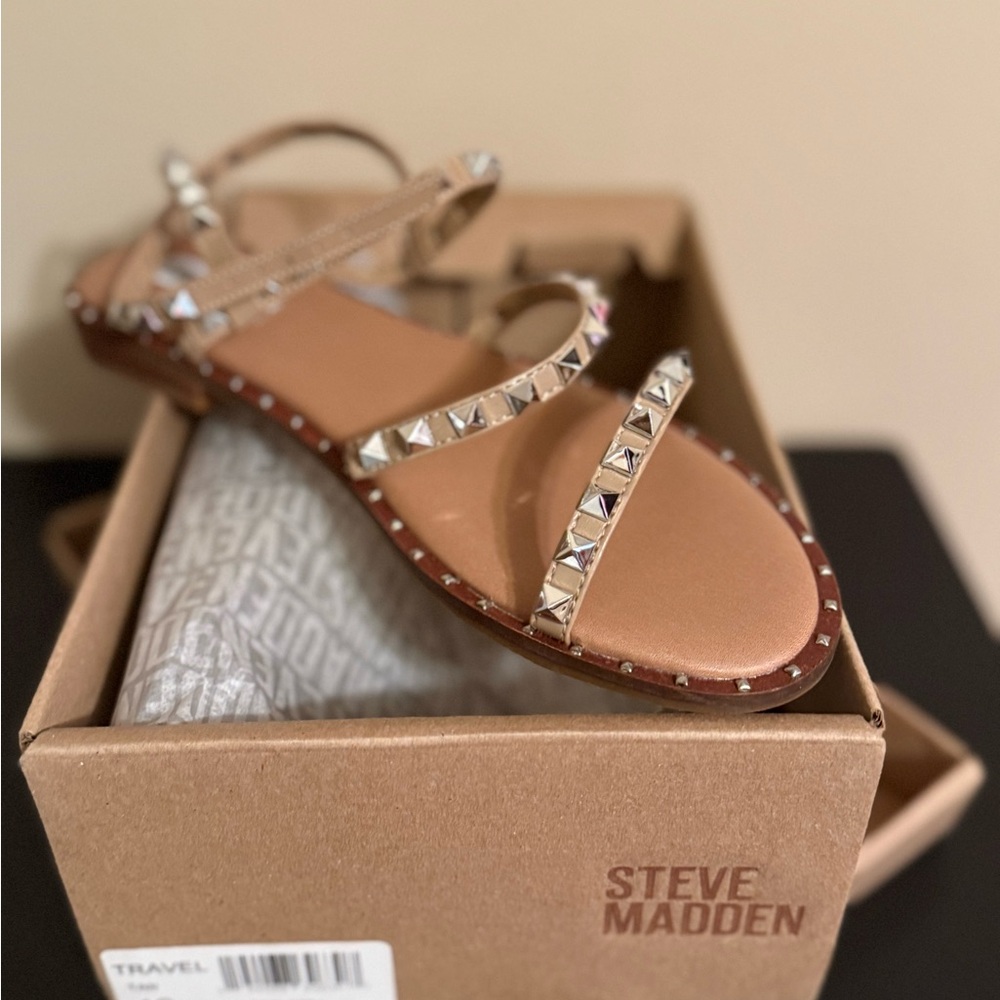 Steve Madden Tan Crystal Embellished Sandals